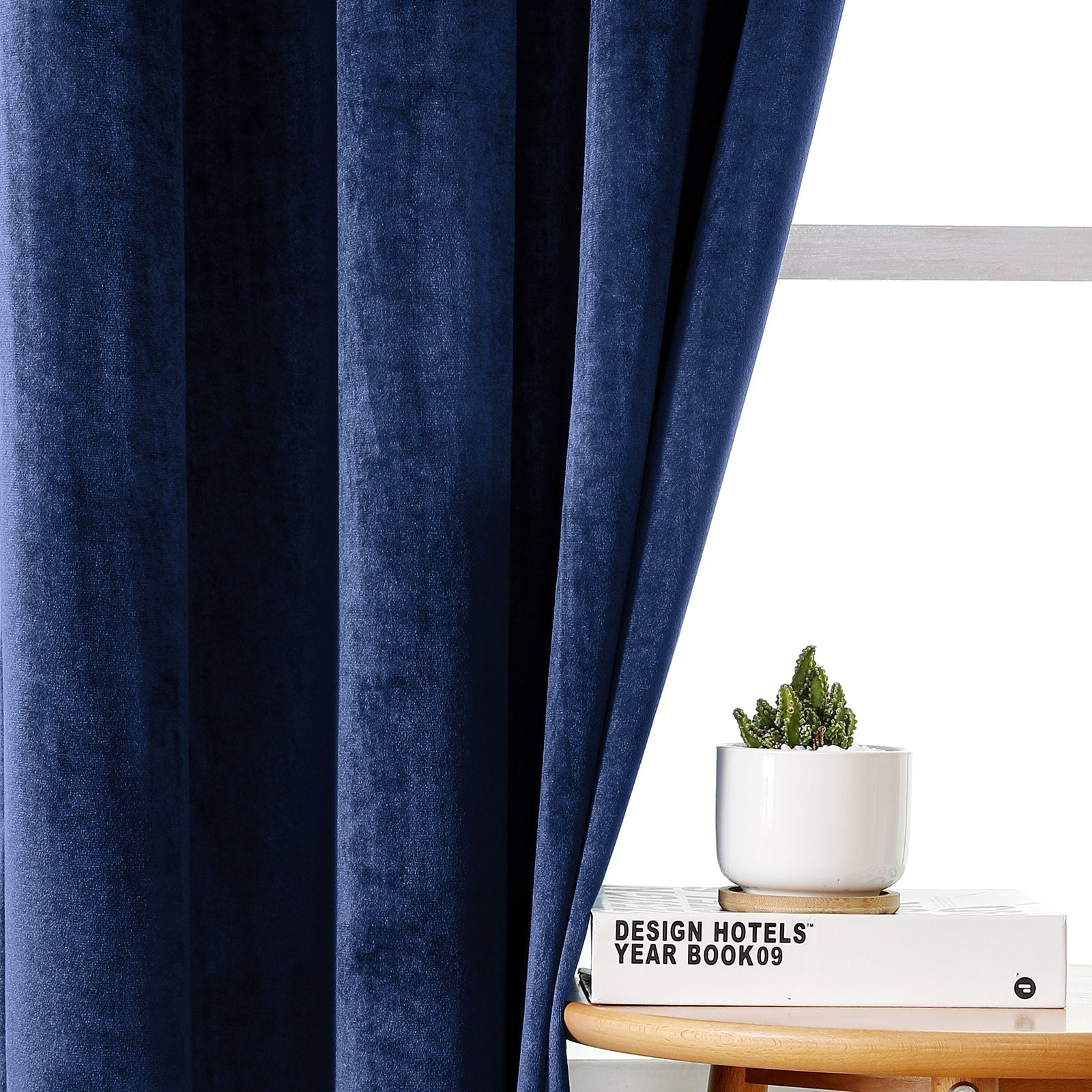 Modern Velvet Solid Colorful Blackout Thermal Curtains